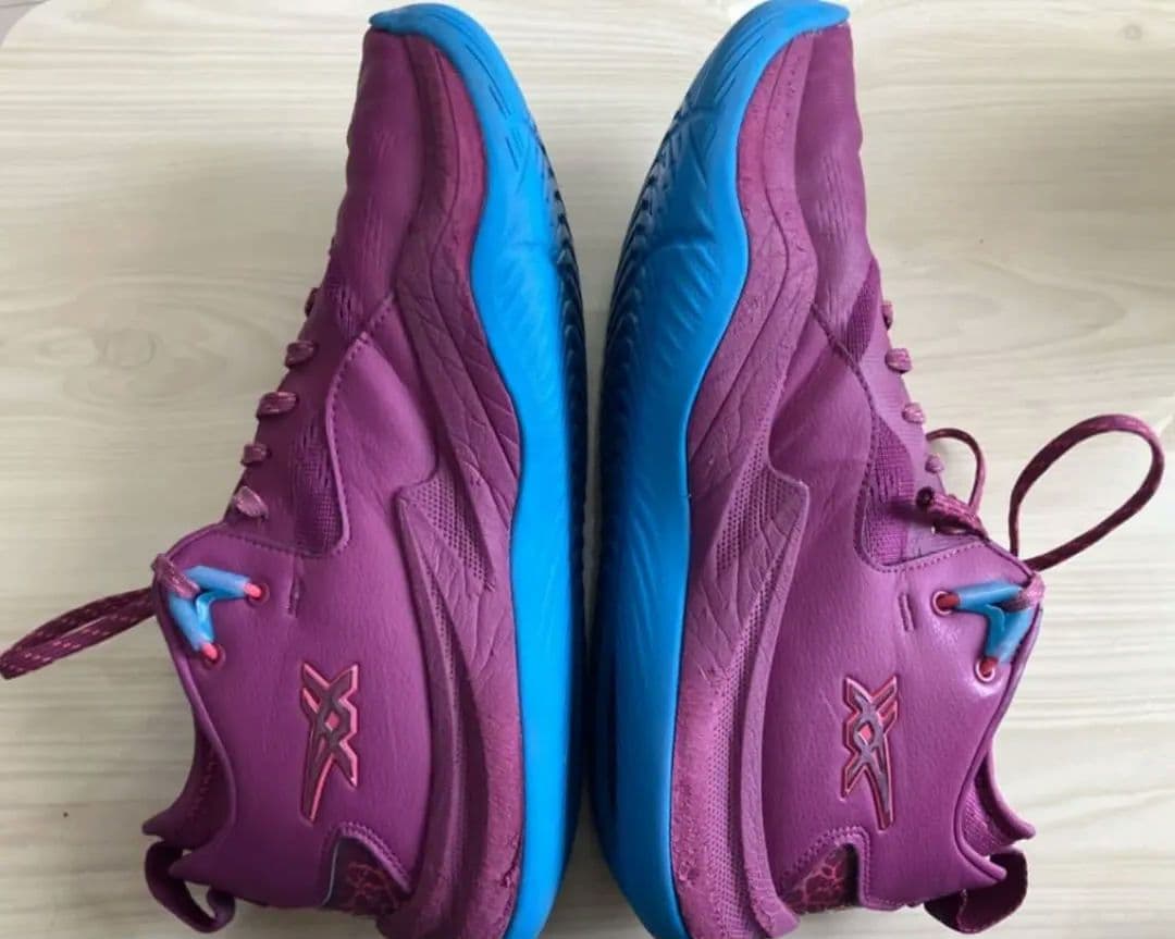 シューズ(男性用) asics NOVA SURGE LOW 2 27.5cm