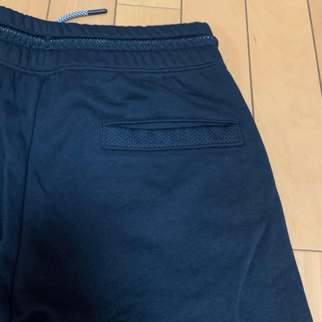 【Saku様】★ほぼ未使用★ Under Armour ジャージ上下セット SM