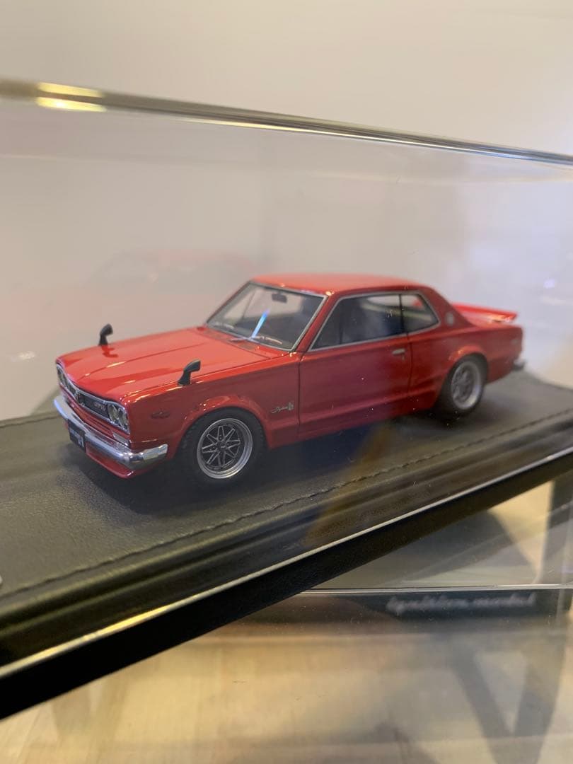 イグニッションモデル　1/43 スカイライン　GT-R KPGC10 レッド