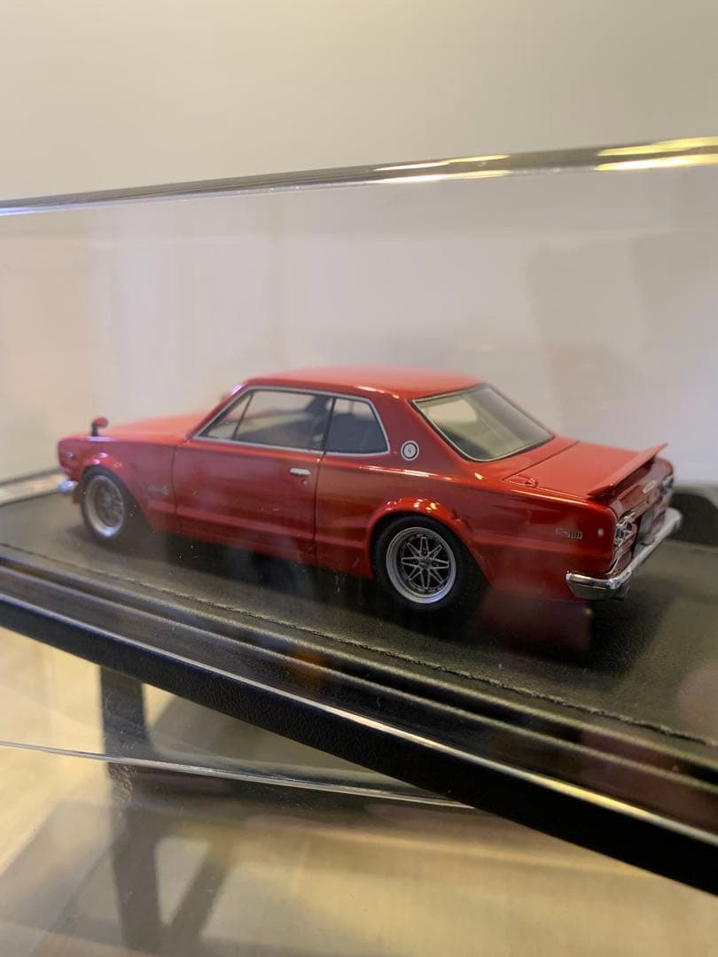 イグニッションモデル　1/43 スカイライン　GT-R KPGC10 レッド