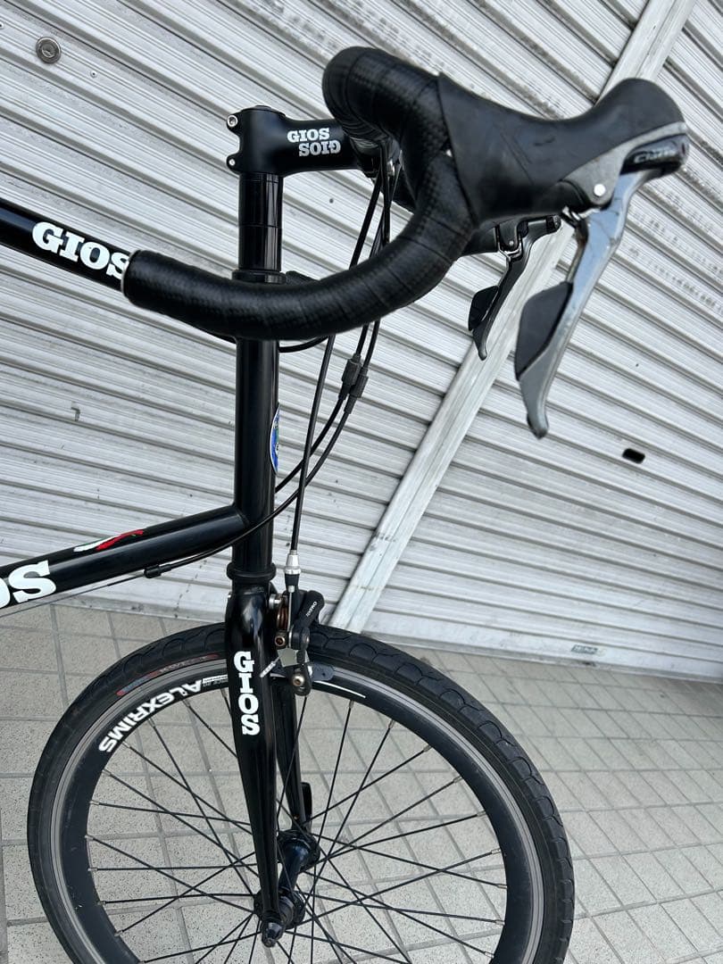 GIOS ミニロード 黒　ブラック 20インチ 外装16段変速 フレームアルミ