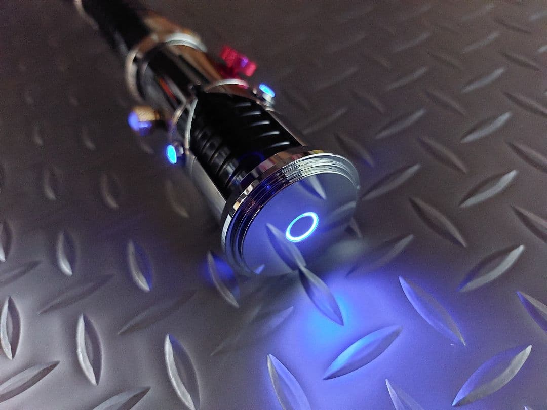 カスタムライトセーバー【EP1Obi-WanV2 Variant】XENO3新品