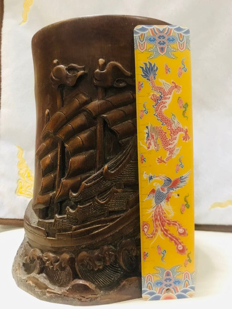 中国古美術　竹根彫　筆筒　，「一帆風順」時代を経た深い艶のある逸品！