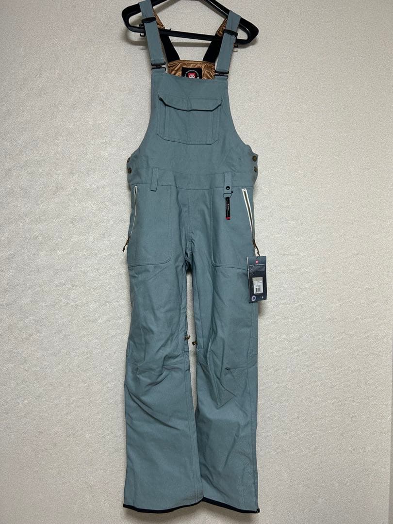686 シックスエイトシックス スノージャケット、ビブパンツ