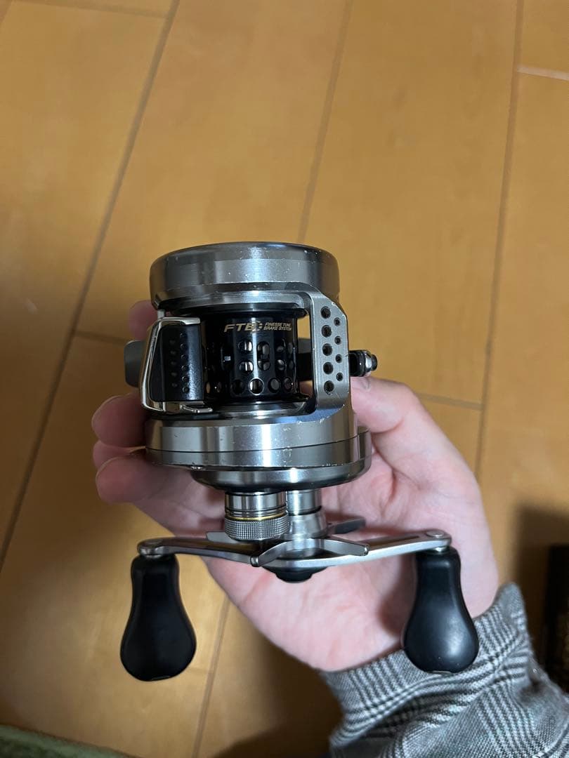 シマノ カルカッタコンクエスト BFS HG