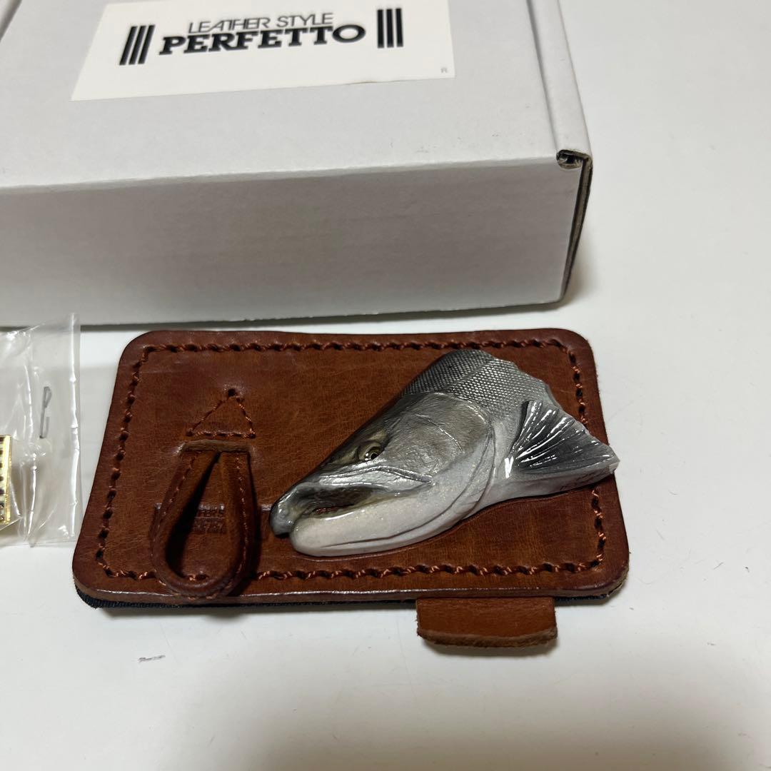 未使用　ペルフェット　吉田光 レザー　ヘッドブローチ the natural