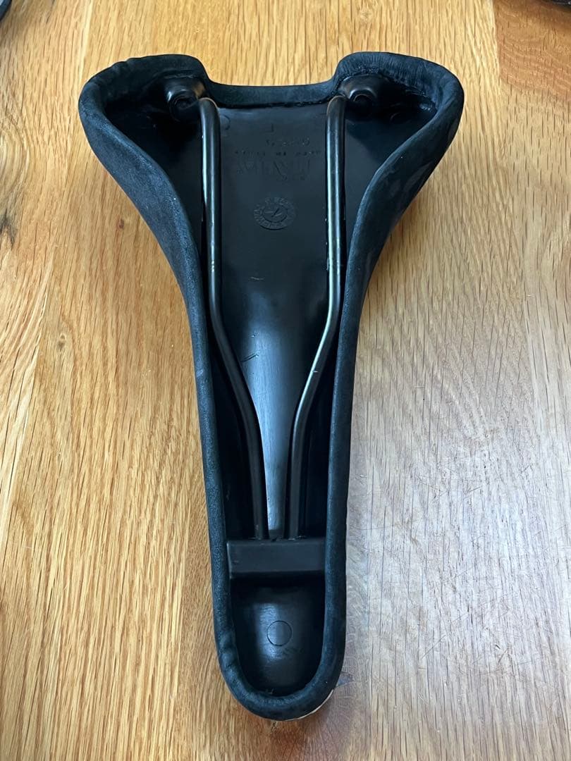 SELLE ITALIA turbo サドル 黒