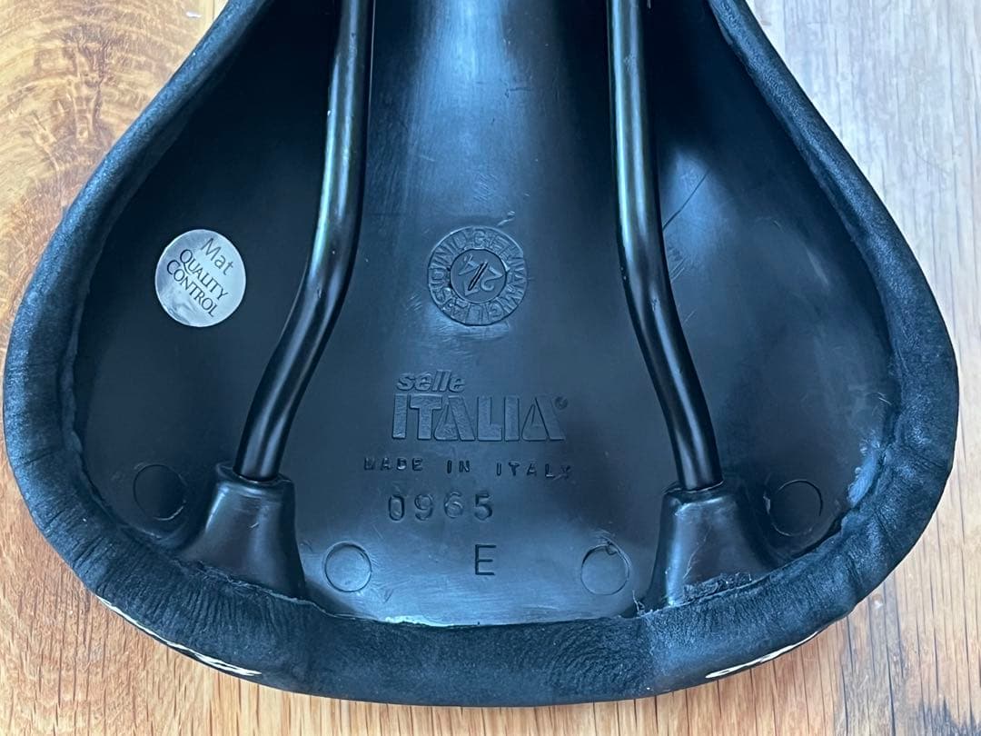 SELLE ITALIA turbo サドル 黒