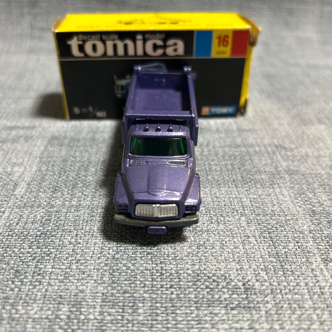トミカ no:16 ニッサン ディーゼル ダンプトラック 日本製 黒箱 箱付き