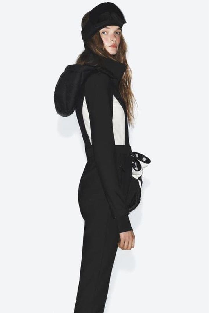 新品 ZARA 定価31,990円 フード付 ジャンプスーツ XS 1点限り♪