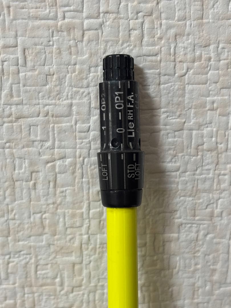 スリクソンスリーブ付きシャフト　アッタスパンチ