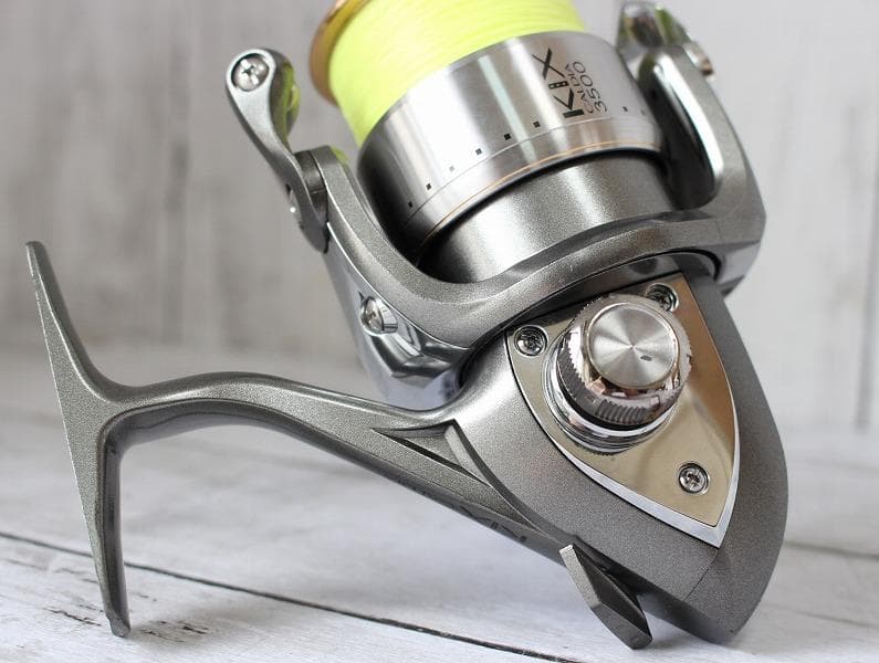 ダイワ カルディア KIX 3500 スピニングリール