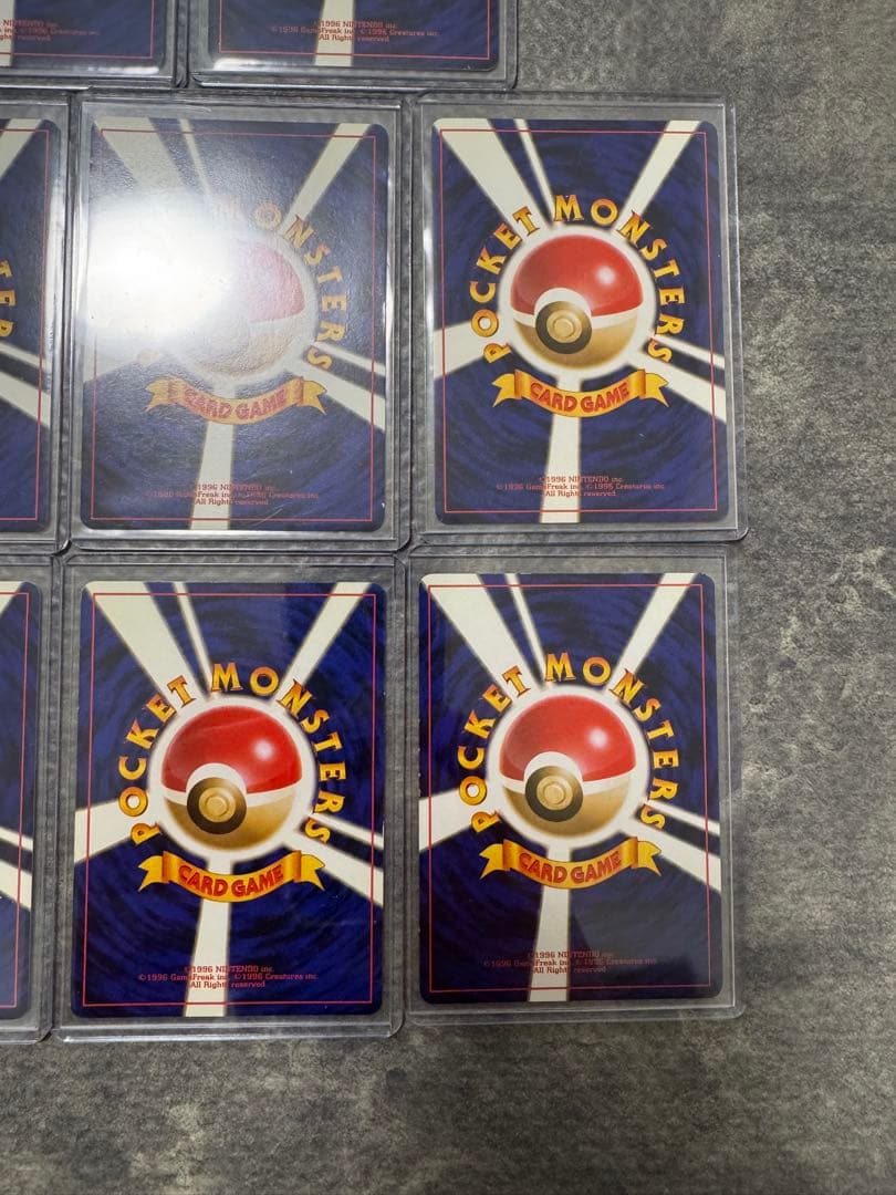 ポケモンカード　旧裏　R団のファイヤー　ブースター　ライチュウ　カメックスなど