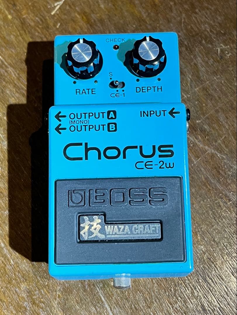 BOSS CE-2W Chorus 技 Waza Craft【美品・箱説付属】