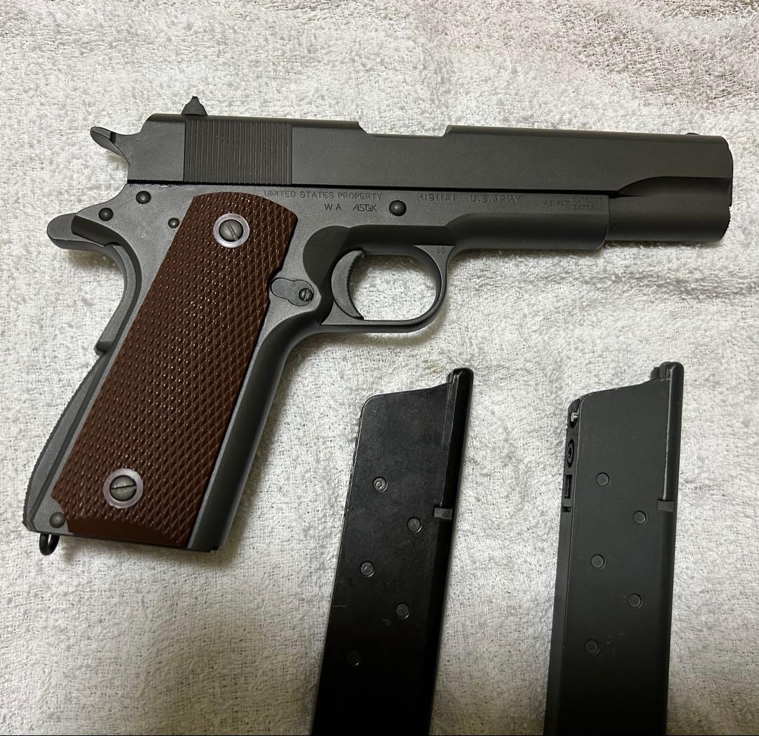 ウエスタンアームズ　コルトガバメントM1911A1ミリタリーモデル2マガジン付き