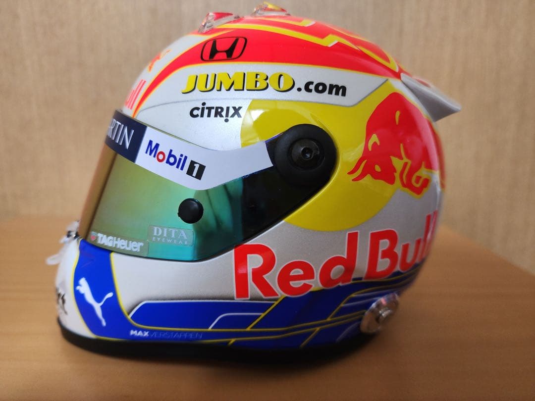 マックス・フェルスタッペン レッドブル1/2ヘルメット2020年オーストリアGP