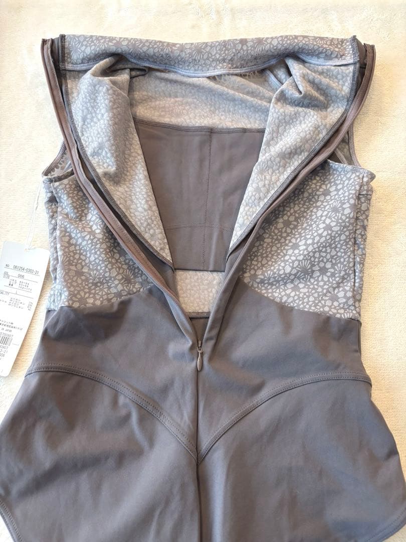新品　FREED OF LONDON★ハイネックレオタード チャコールグレー　L