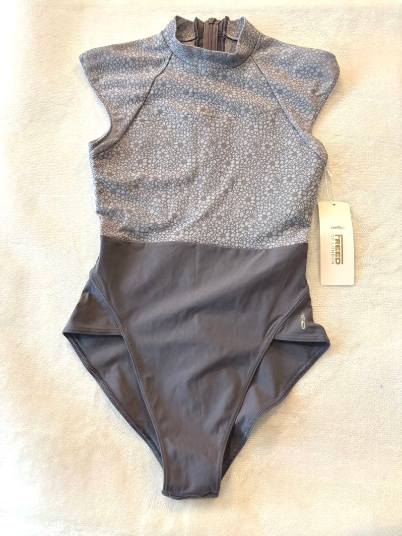 新品　FREED OF LONDON★ハイネックレオタード チャコールグレー　L