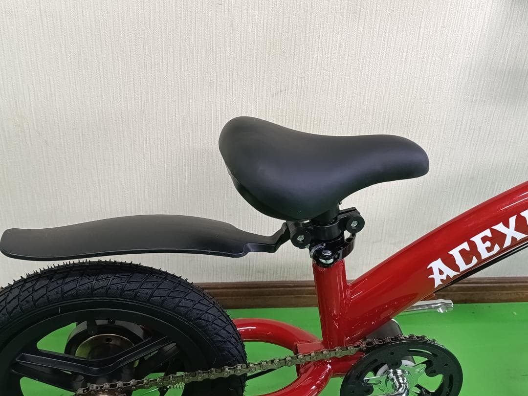 値下げ中！新品未使用 3in1 子供自転車 キックバイク 12インチ RED色