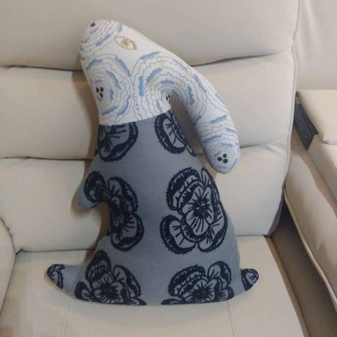 ミナペルホネン　usagi cushion　ウサギクッション