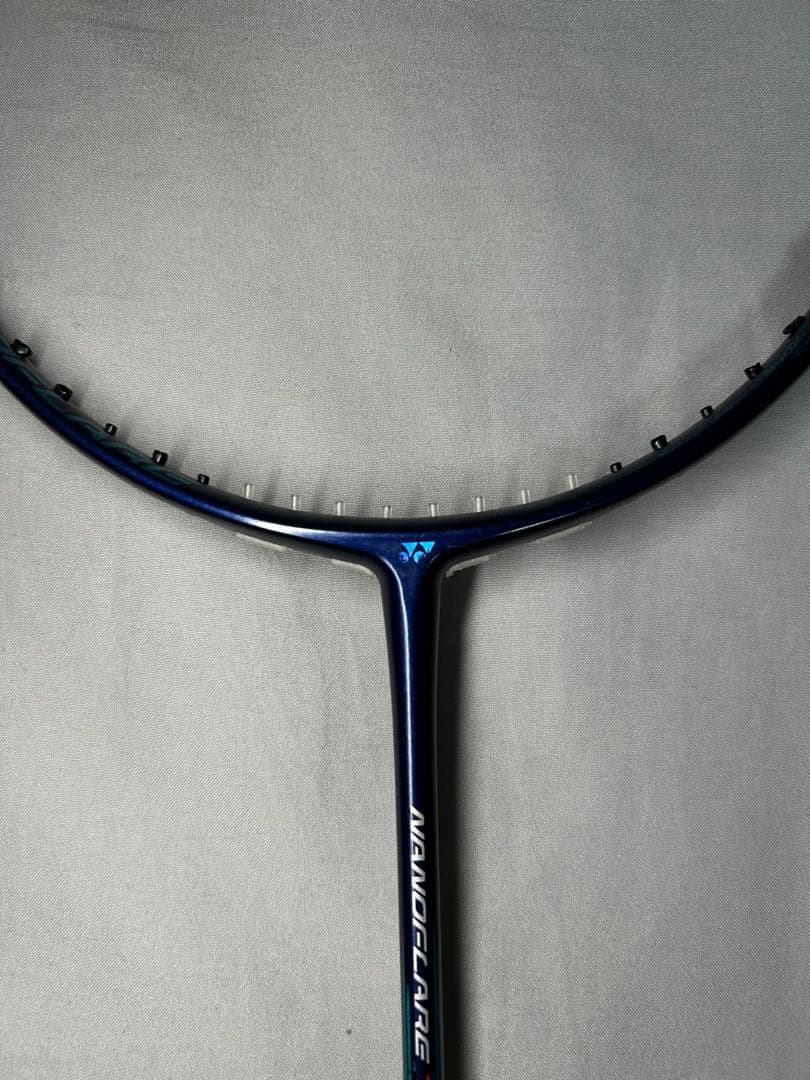 YONEX バドミントンラケット　NANOFLARE700 (4UG6)ケース付