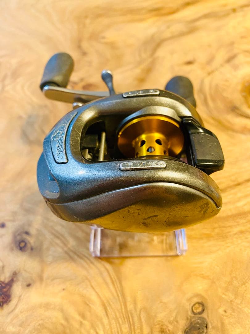 SHIMANO 05 メタニウムXT ガンメタ 右巻き 【3】