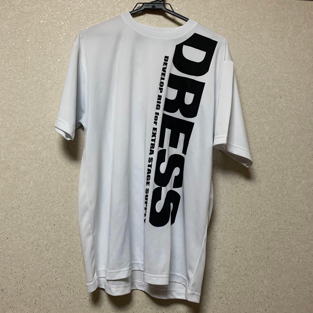 ク*ん様 DRESS Tシャツ 黒　新品1枚　おまけ3枚ロンT2 半袖1お買い得