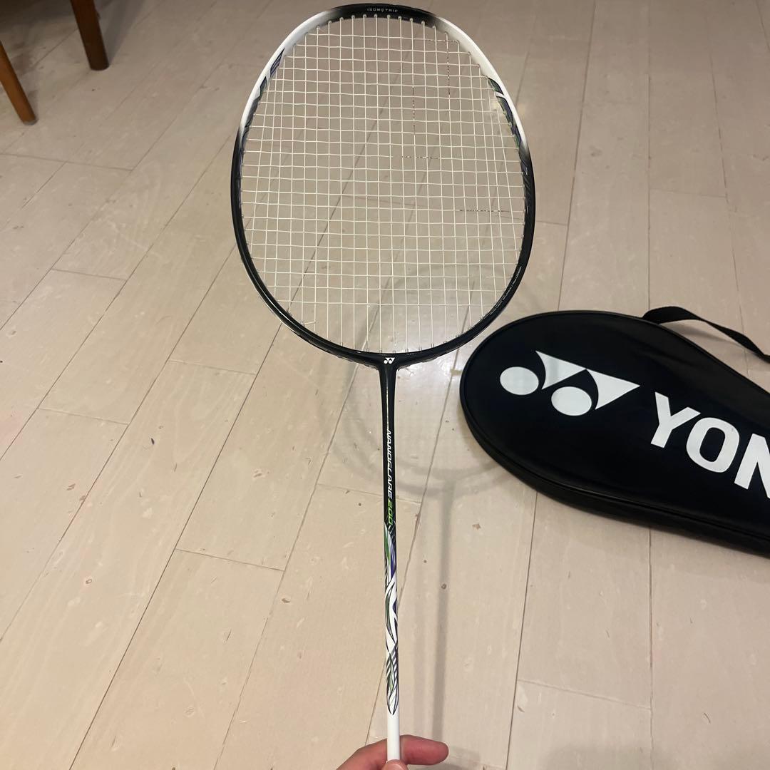 ナノフレア200 バドミントンラケット　ヨネックス