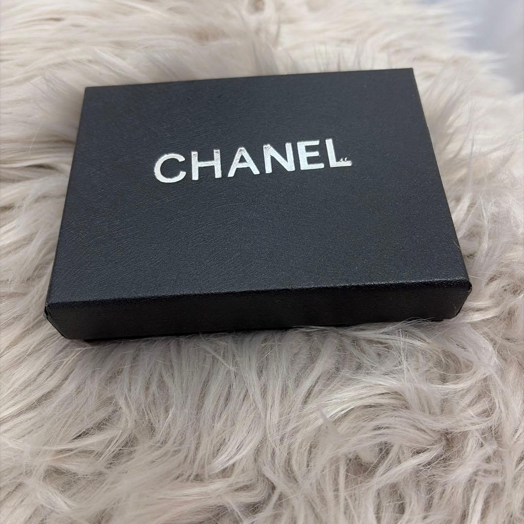 みかりん　CHANEL カードケース　名刺入れ