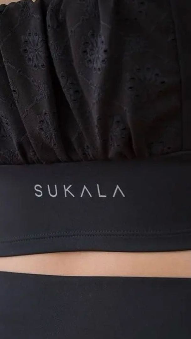(新品、未使用)SUKALA フラワーレースブラトップ ブラック Mサイズ