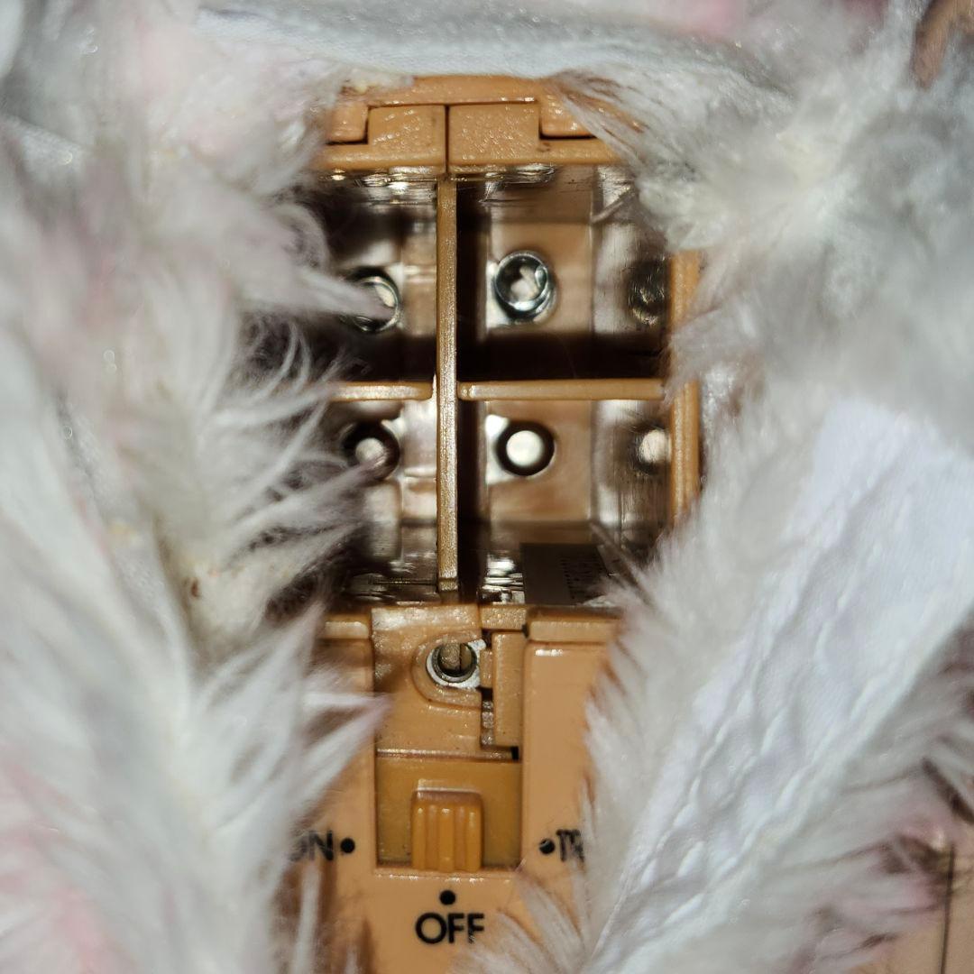 ファービー ストロベリースワール furby 英語版