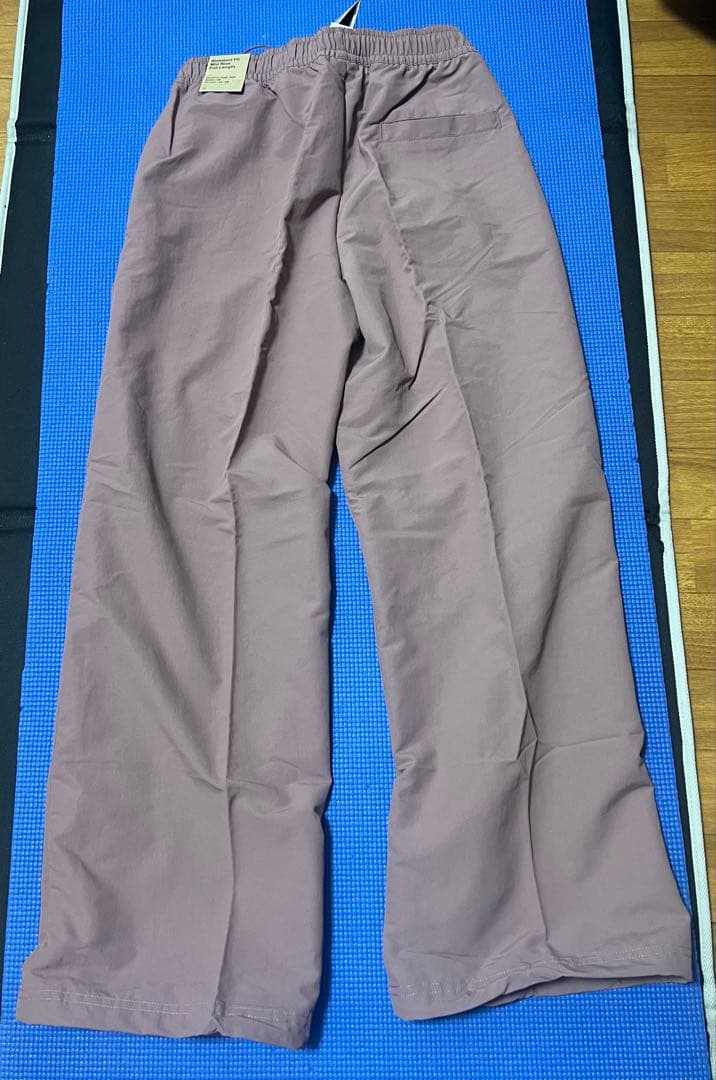 NIKE 薄手ジャージパンツ 新品未使用M