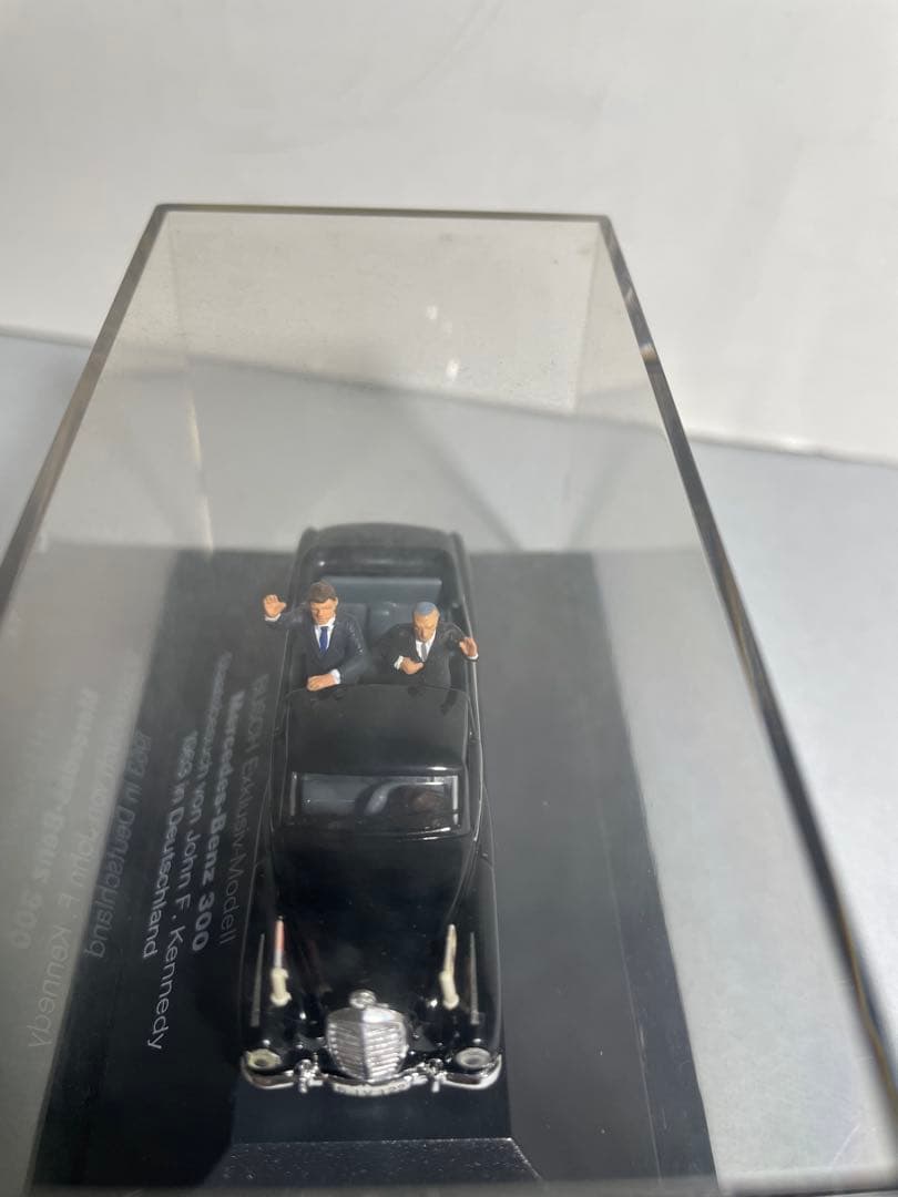 ミニカー BUSCH Mercedes-Benz 300