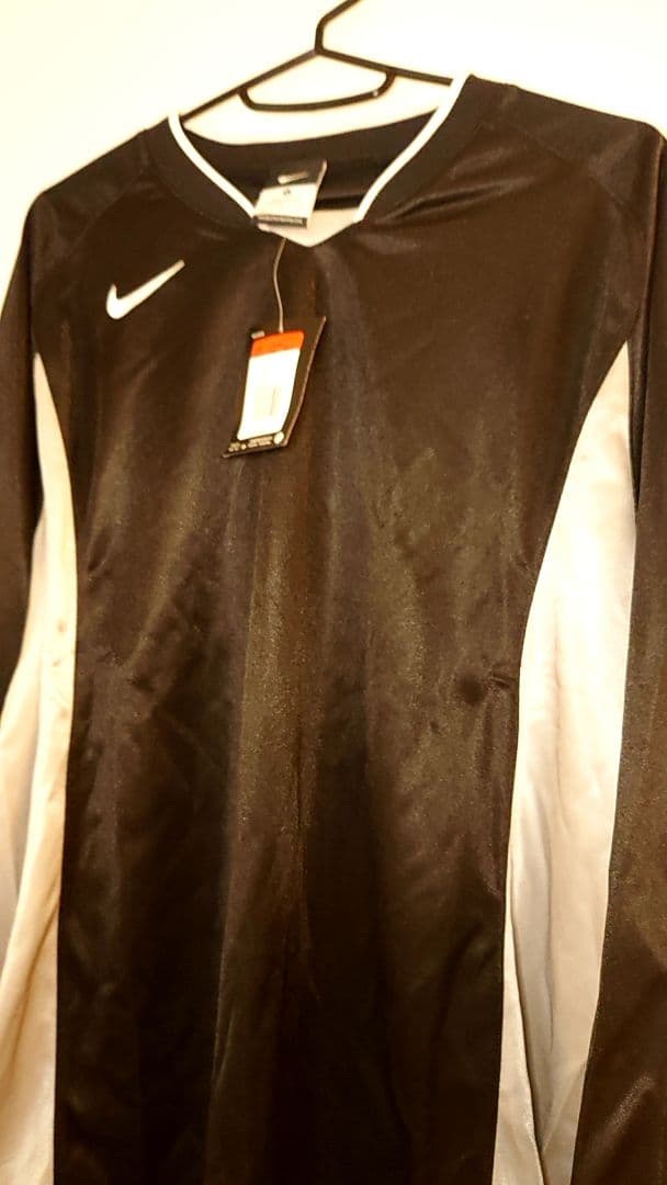 新品　Nike 長袖キーパーシャツ 黒/白シルバー