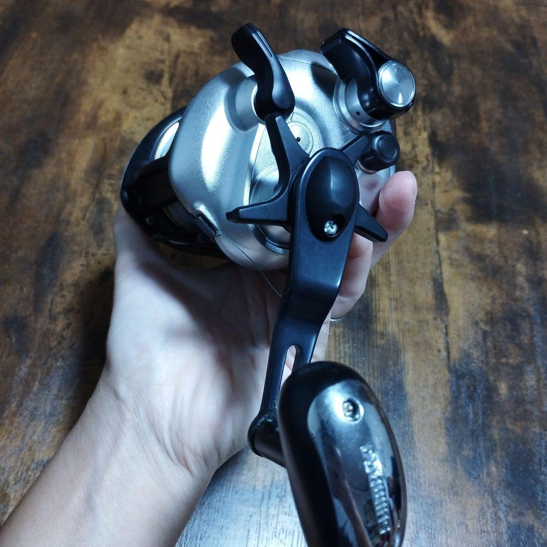 SHIMANO PLEMIO3000 電動リール② 本体のみ