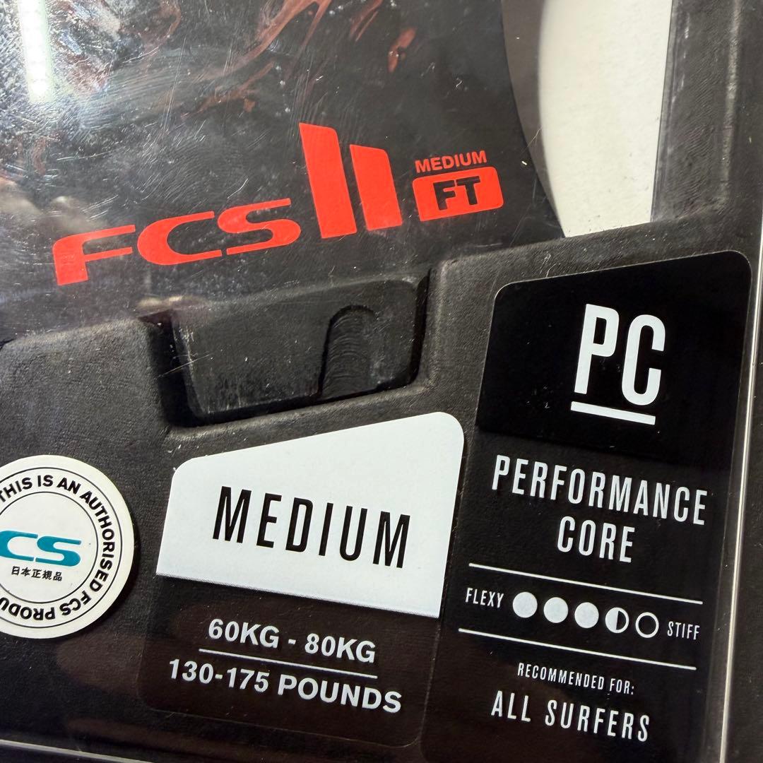 FCS2 FT(フィリペ トレド) 3本フィン Mサイズ定価1.9万　美品　お得
