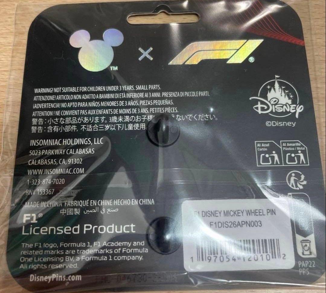 新品Disney Mickey × F1 コラボ ピンバッジ　Wheel Pin