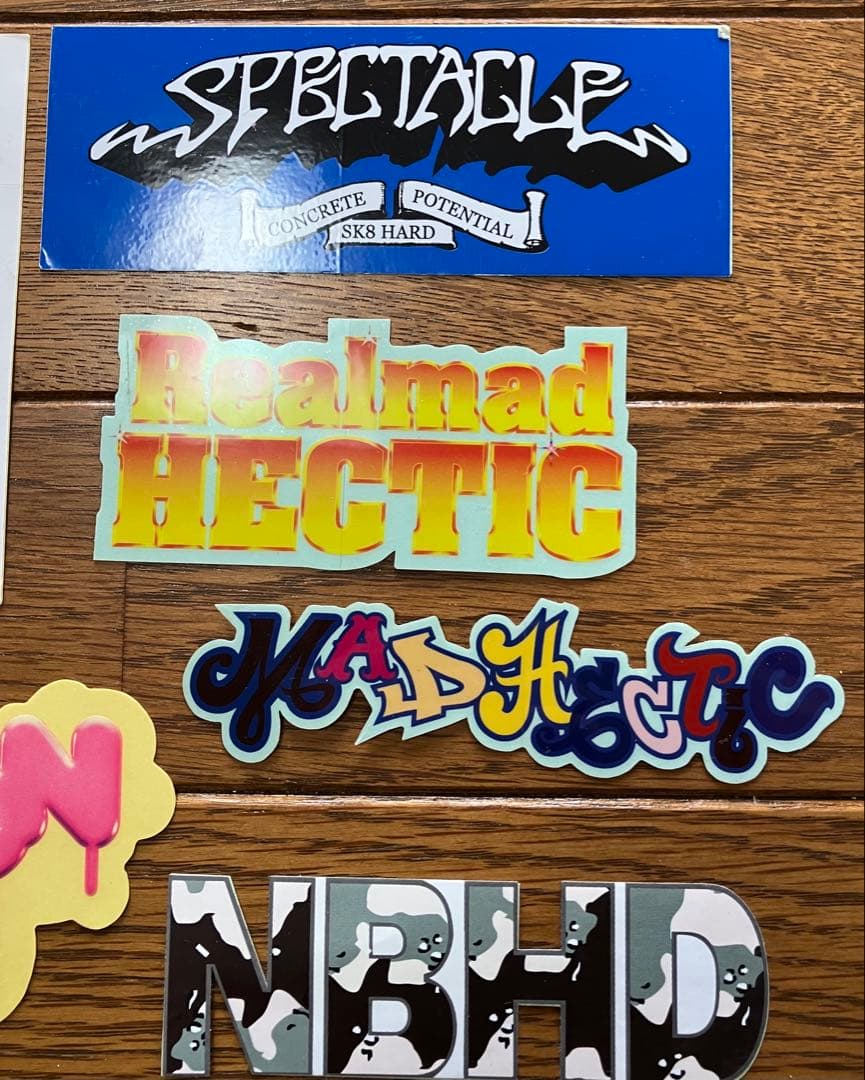 HECTIC.SPECTACLE.CRYPTON.NBHDステッカー