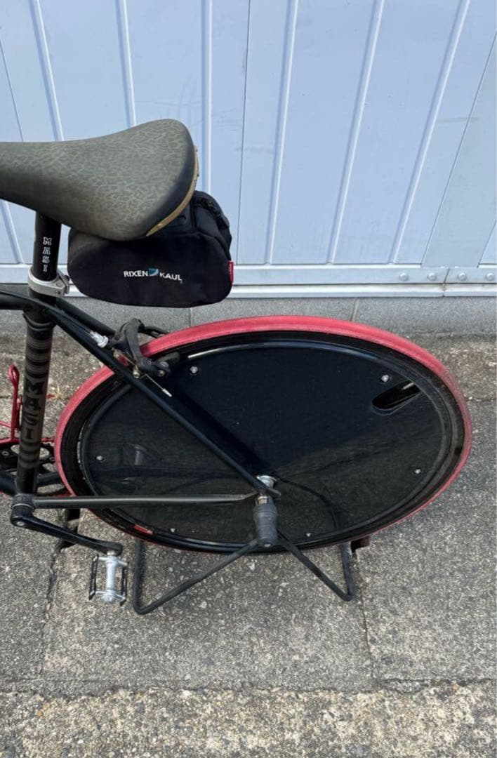 平政雄神戸市よりMASI ピスト 自転車　ピストバイク スタンド付きです。