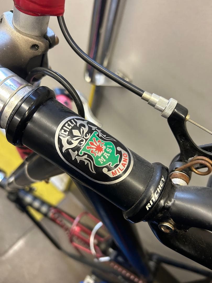 平政雄神戸市よりMASI ピスト 自転車　ピストバイク スタンド付きです。