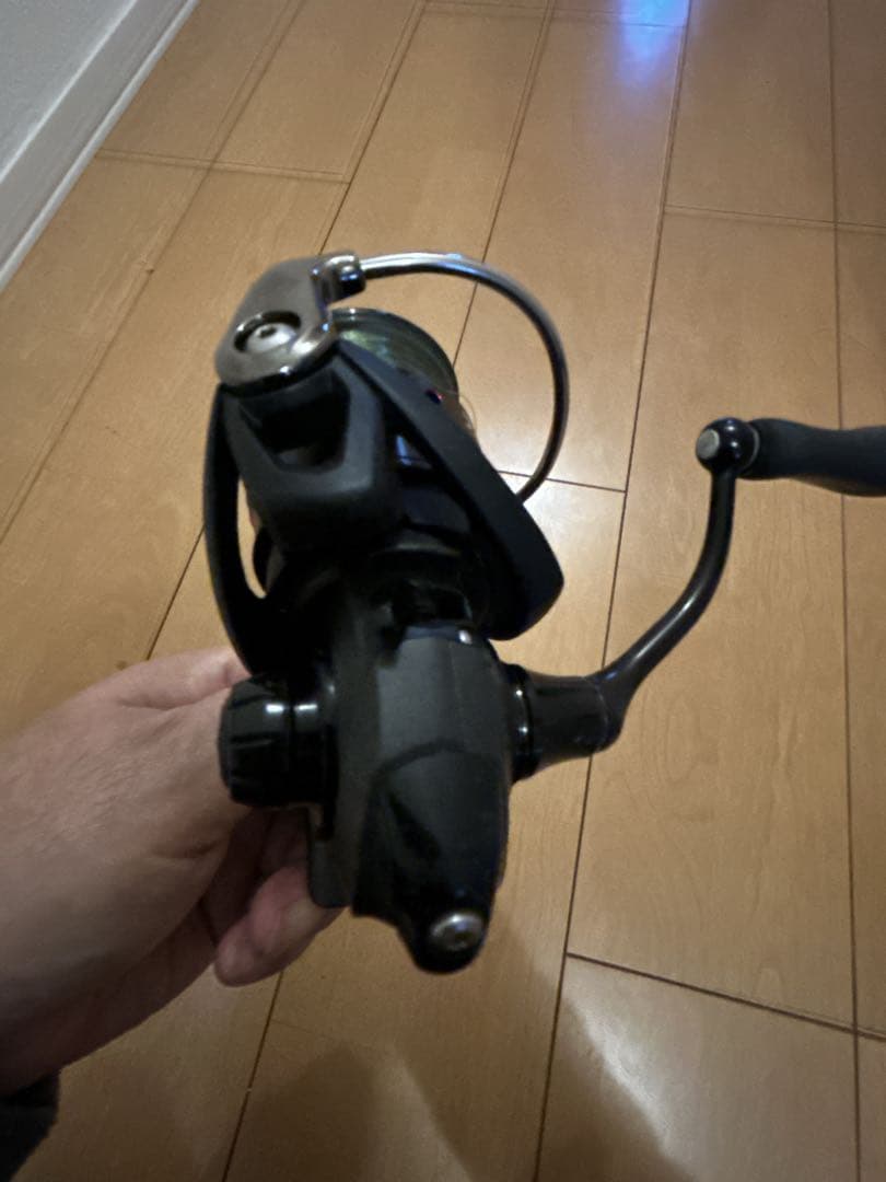71シェベル様、 ダイワ18タトゥーラLT2000S-XH スピニングリール
