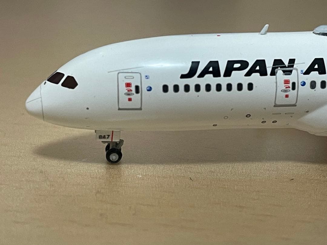 【カスタム品】JAL B787-8 JA847J (国内線機材) 1/400