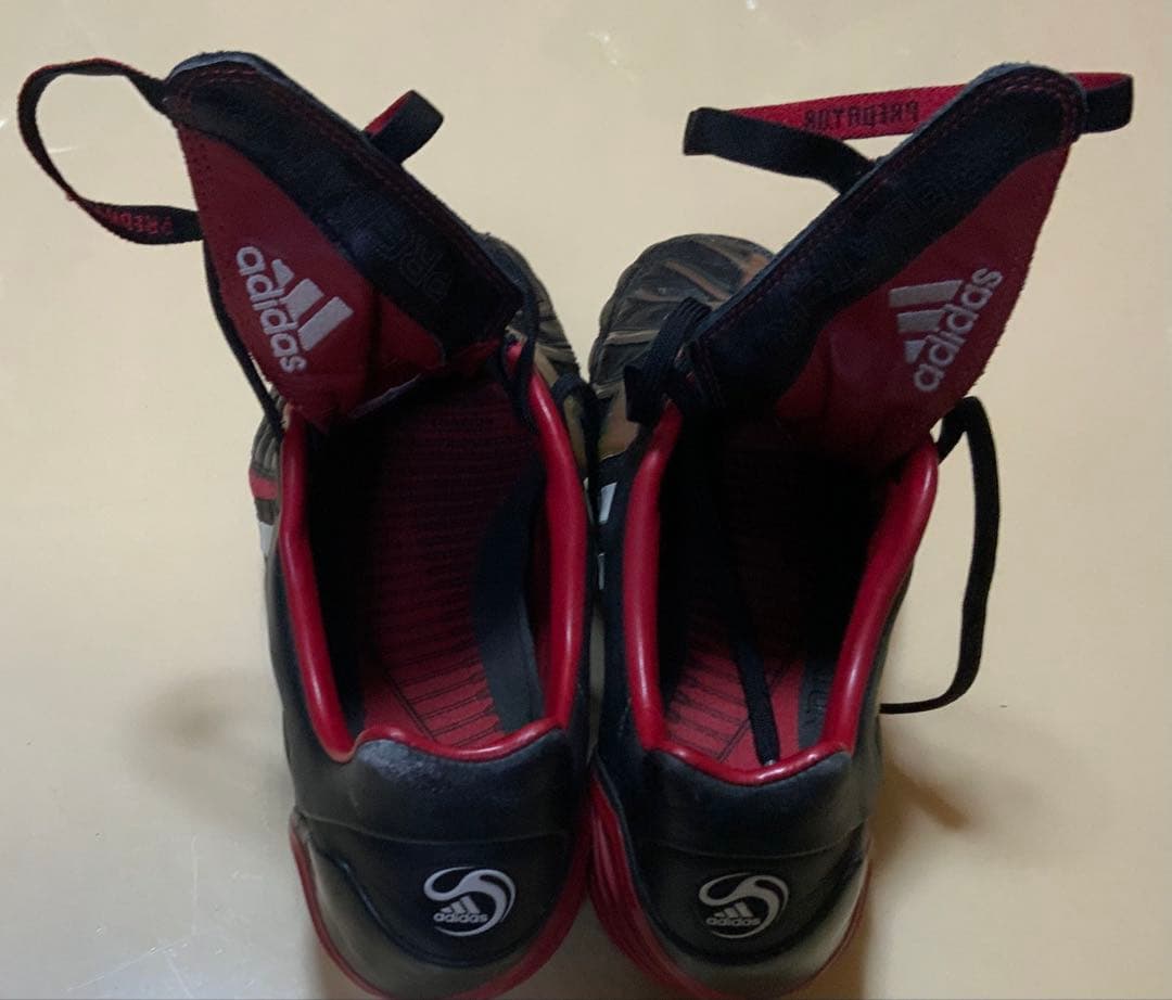 adidas プレデターパワースワーブ