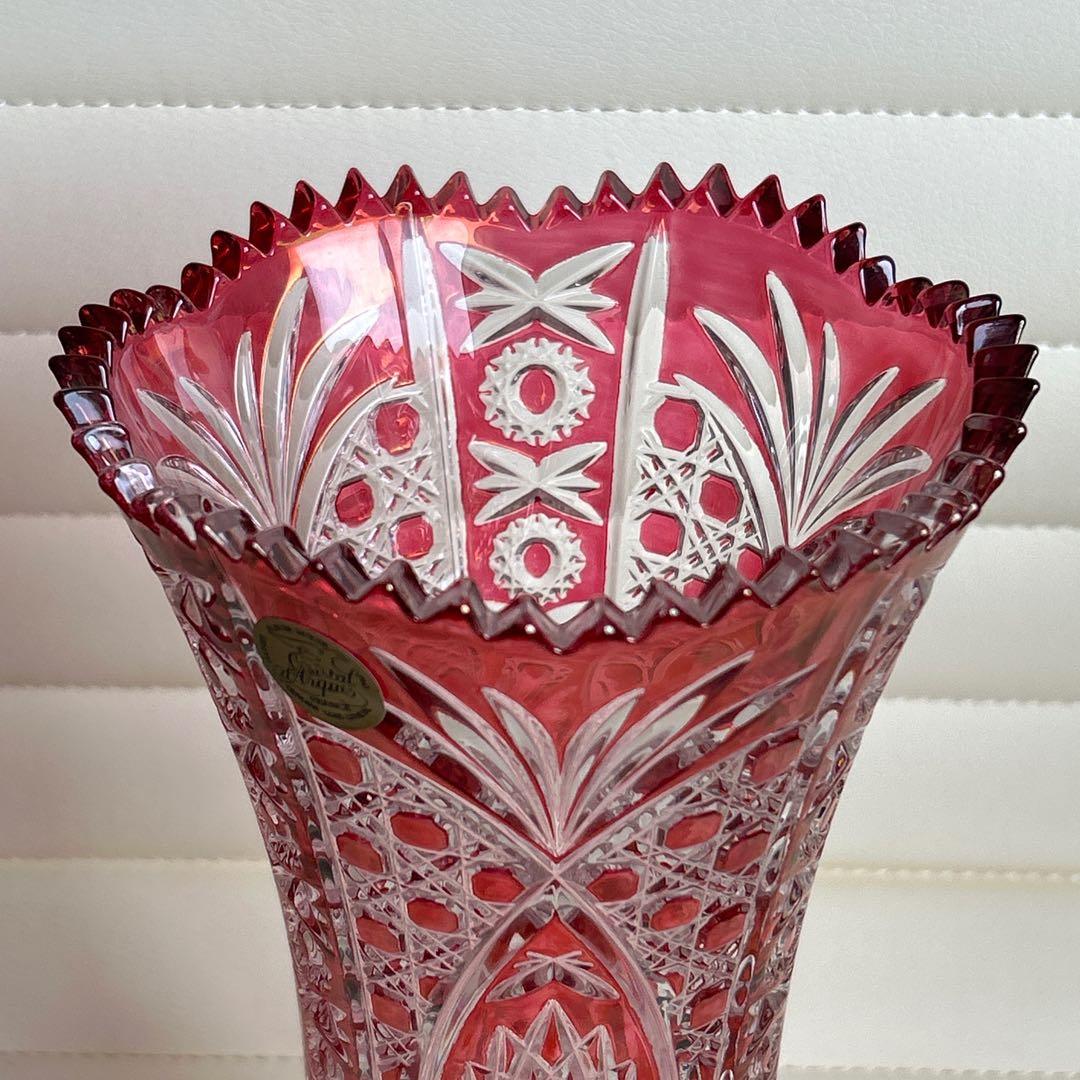 クリスタル　ダルク　花瓶　ルビー　 切子　ルビークリスタル　フラワーベース