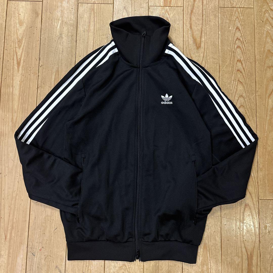 ピッコロPAKAIAN adidas トラックジャケットジャージ　M
