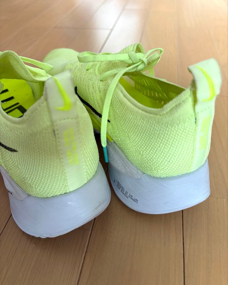 ナイキ(NIKE) ランニングシューズ エアズーム テンポ ネクスト% 24cm