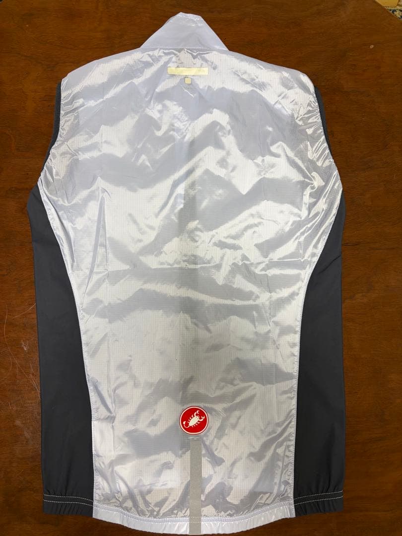 CASTELLI SQUADRA STRETCH VEST・カステリ（シルバー）