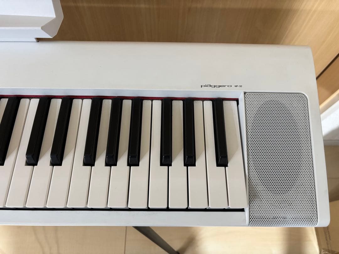 送料込み　美品　YAMAHA 76鍵盤　piaggero NP-32 スタンド付