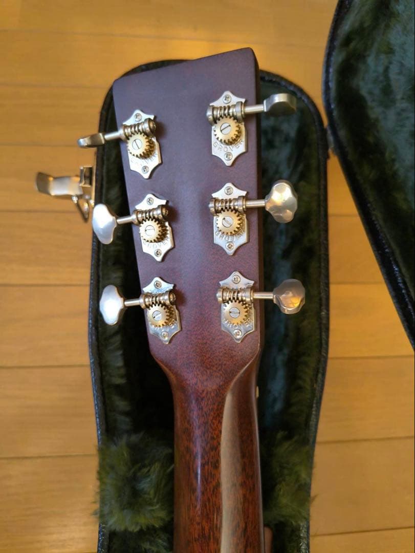 マーチンC.F.Martin / D-18 2021年製