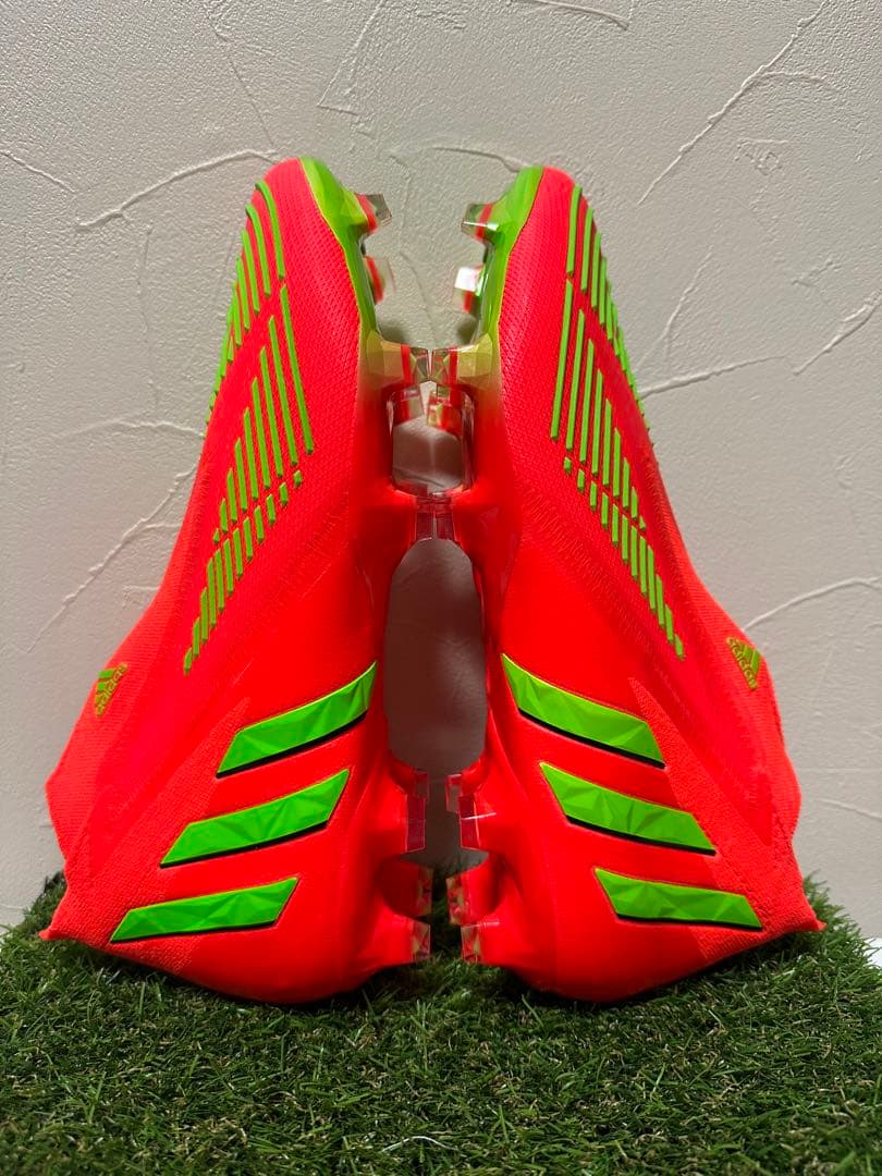 アディダス　プレデター　エッジ+ FG 25.5cm